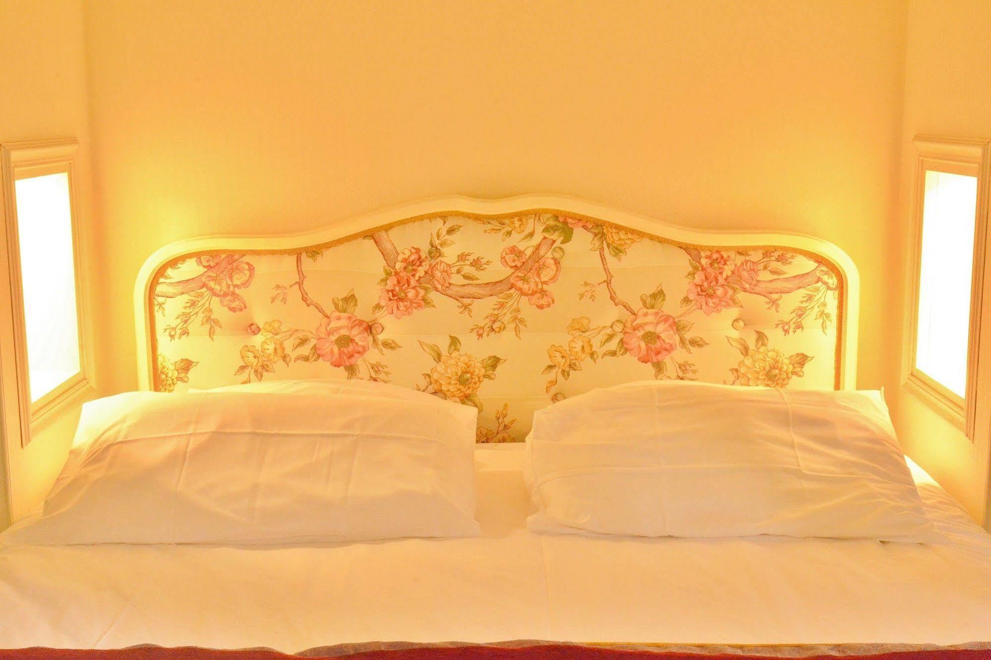 Chambres D'Hotes Domaine Du Hameau Baylesse Saint-Jean-d'Aigues-Vives Εξωτερικό φωτογραφία
